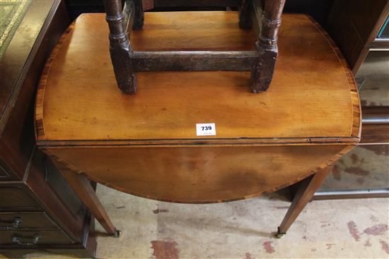 A George III mahogany and crossbanded oval Pembroke table, W.2ft 8in.